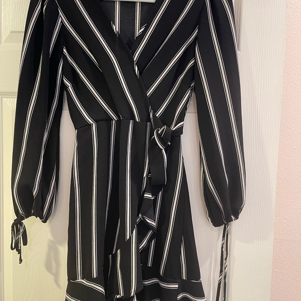 Black‎ and White Striped Wrap Dress